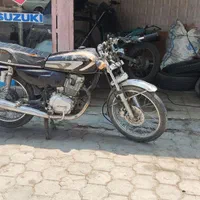 موتور زمرد کویر تصادفی