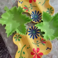 دوعدد طرف ژله  دوعدد ظرف غذا کودک