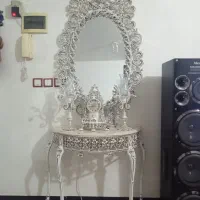 آیینه شمعدان. ساعت طرح برنزی