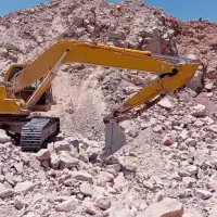 بیل کوماتسو۲۲۰ خط۶ همرا با پیکور|خودرو سنگین|اصفهان, شیخ اشراق|دیوار