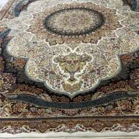 فرش ۷۰۰شانه ۹متری دو عدد