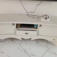 میزتلوزیون|میز تلویزیون|پرند, فاز ۴|دیوار