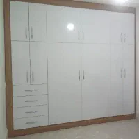شاگرد یانیمه ماهر جهت کار کابینت سازی نیازمندیم