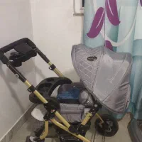 کالسکه نو خیلی تمیز با لباس ۱۹ تیکه نو