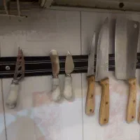 آهن ربایی دیواری مخصوص  چاقو