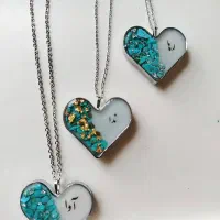 رزین|بدلیجات|شیراز, باهنر|دیوار