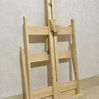 پایه بوم رومیزی سالم و در حد نو