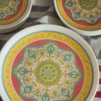 ملامین|ظروف سرو و پذیرایی|فولادشهر, فولادشهر|دیوار