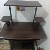 میز کامپیوتر کاملاً سالم بدونه خط و خش