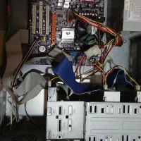 کامپیوتر اقتصادی|رایانه رومیزی|رشت, منظریه|دیوار