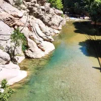 ۲ساعت آب چشمه با زمین