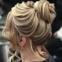 شنیون۹۰۰ت آرایش۹۰۰ت براشینگ کرلی اصلاح ابرو مژه