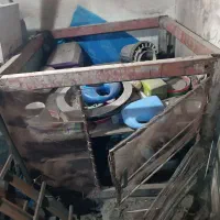 فروش یک عدد قفس برای سگ یا مرغ ویک عدد نردبان