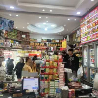 استخدام نیروی کاری در فروشگاه