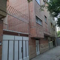 واحد اجاره ای همکف حیاط اختصاصی راه مجزا خ باهنر|اجارهٔ خانه و ویلا|اصفهان, دستگرده|دیوار