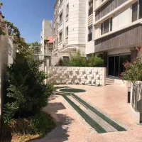 ویلایی دربست ۷۰۰ متری بازسازی شده