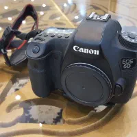 دوربینcanon 6D WGفلاشnissin di 866mark2لنز 50