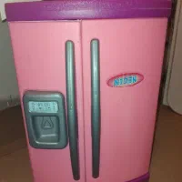 یک یخچال سایت بچه گانه