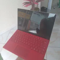 سر فیس پرو ۴