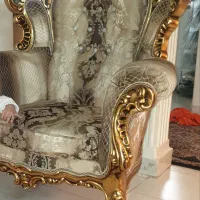 مبل ورق طلا