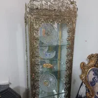بوفه وساعت برنز