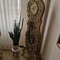 ساعت چوبی ایستاده