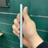 اپل iPhone SE (2022) با حافظهٔ ۱۲۸ گیگابایت|موبایل|تهران, اقدسیه|دیوار
