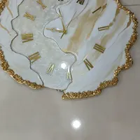 ساعت رزین دفرمه