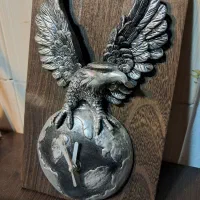 ساعت دیوار طرح عقاب و چوب