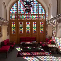 مبل چایچی عتیقه با میز و عسلی بسیار تمیز|مبلمان خانگی و میز عسلی|اصفهان, سنبلستان|دیوار