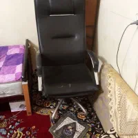 فروش یک صندلی جک دار سالم