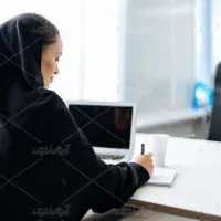 کارمند اداری