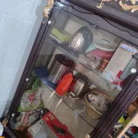 یک عدد بوفه و یک عدد میز تلویزیون دکوری سالم و نو