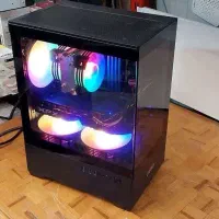 کیس گیمینگ طراحی/رم32/i5/گرافیکrx580 وSSD