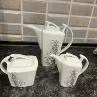 سرویس چینی ۱۲ نفره ۱۰۶ پارچه