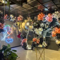 سوپرایز موسیقی زنده کافه تولدکافه تم تولد روز دختر