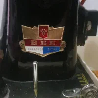 چرخ خیاطی آنتیک و قدیمی|کلکسیون اشیاء عتیقه|نسیم‌شهر, |دیوار