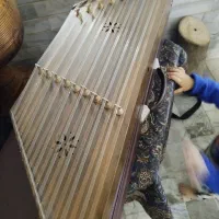 سنتور سنایی|سازهای سنتی|ملایر, |دیوار