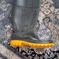 چکمه۲۰۰تومان