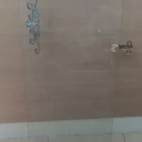 درب شیشه ایی کمد دکوری بهمراه لولا و دستگیره