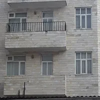 ساختمان ۳طبقه و تک واحدی