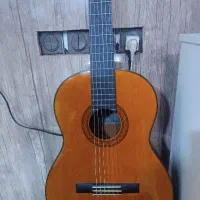 گیتار یاماها c70