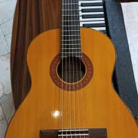 گیتار یاماها c70