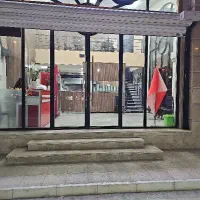 به یک خانم جهت نظافت اشپزخانه نیازمندیم