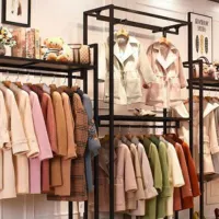 فروشنده لباس زنانه
