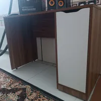 میز کامپیوتر و تحریر