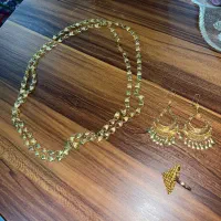 گردن بند و گوشواره و انگشتر قدیمی طلا