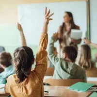 آموزش و تقویت زبان انگلیسی