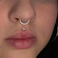 پرسینگ و سوراخ کردن گوش|خدمات آرایشگری و زیبایی|مشهد, طبرسی شمالی|دیوار