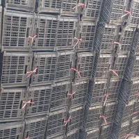 کارگر ساده بسته بندی